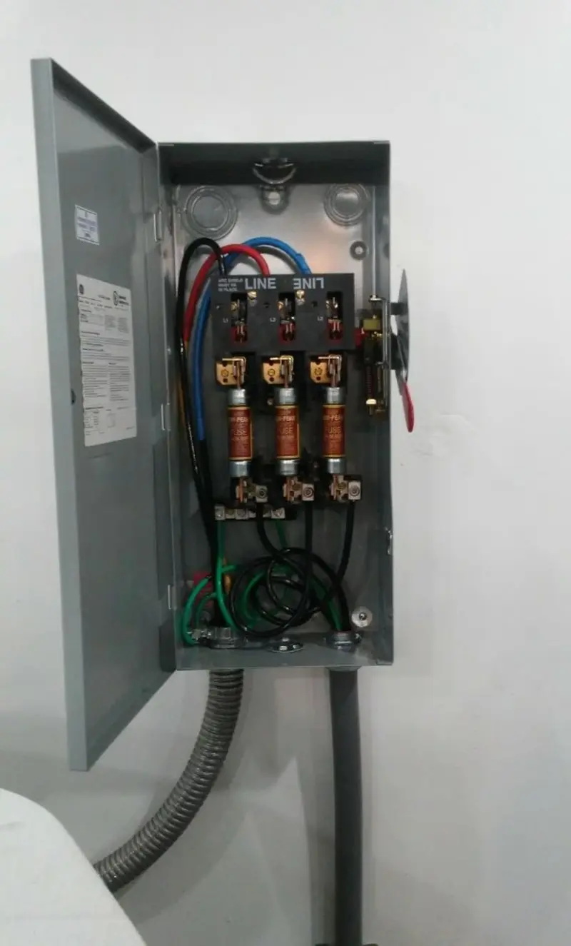 Three-phase disconnect switch installed for Electrical Wiring & Rewiring in Oak Creek
